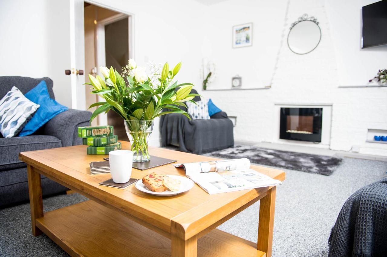 Awel Taf- Central Cottage Ideal For Families, With Parking 圣克莱尔斯 外观 照片