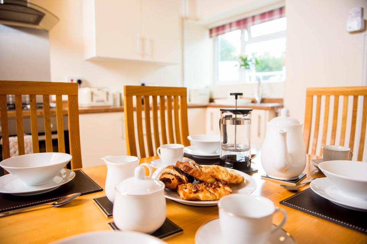 Awel Taf- Central Cottage Ideal For Families, With Parking 圣克莱尔斯 外观 照片